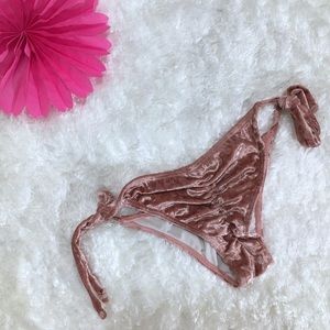 COPY - 🦋velvet cheeckster bikini bottoms